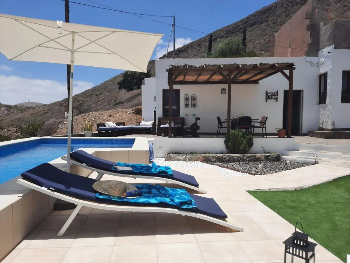 Casa Héctor Villa Cabo Blanco